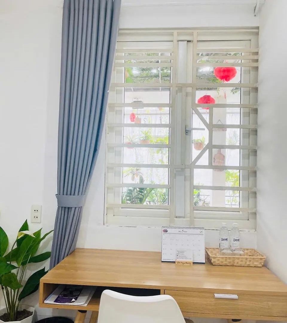 Hello Saigon Homestay Ho Chi Minh City 2*,