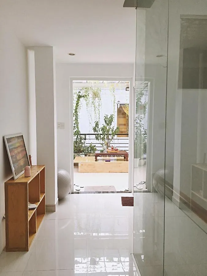 Hello Saigon Homestay Ho Chi Minh City 2*,